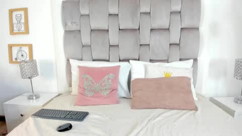 Chiki online show from October 26, 8:15 pm