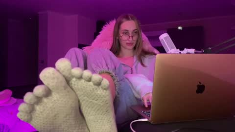 Goddess Vika - owner of all ur money online show from December 24, 2:22 pm