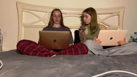 Goddess Vika - owner of all ur money online show from December 30, 6:38 pm