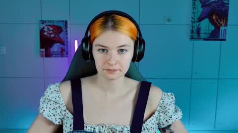 Bella online show from November 18, 9:03 am