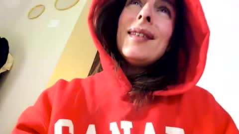 yoursensualparadise online show from November 21, 9:24 pm