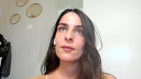 yoursensualparadise online show from February 3, 5:18 pm