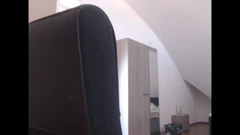 Snapshot of chillzonecam chatting on September 28, 10:42 am chillzonecam online show from September 28, 10:42 am