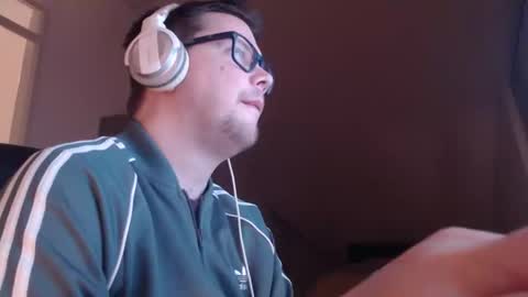 chillzonecam online show from March 21, 7:06 pm