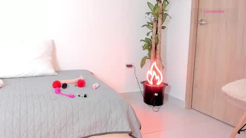    Schedule 7am to 2pm Col online show from March 12, 12:00 pm