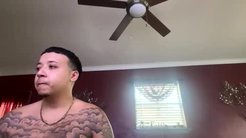 Snapshot of chino880172 chatting on February 9, 10:36 pm CHINO online show from February 9, 10:36 pm