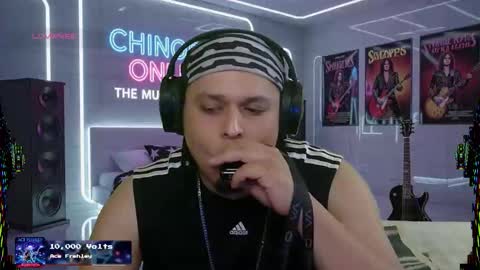 Snapshot of chinoroz chatting on October 19, 7:03 pm Enrique online show from October 19, 7:03 pm