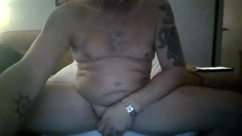 chippy70 online show from December 17, 3:45 am