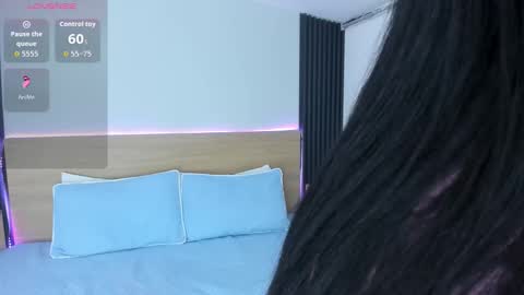 Chiqui online show from October 6, 7:00 pm