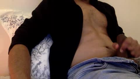 Snapshot of chirumiru123 chatting on January 14, 4:01 pm chirumiru123 online show from January 14, 4:01 pm