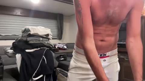 Snapshot of chitownaries82 chatting on October 5, 3:38 am Chitown Aries online show from October 5, 3:38 am