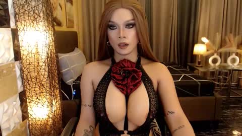 Snapshot of chixfranching chatting on December 16, 12:04 am Franching Lee online show from December 16, 12:04 am