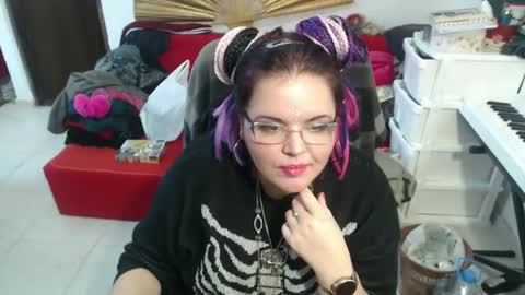 Chloe online show from December 14, 12:10 pm