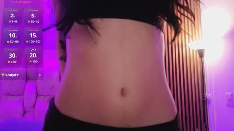 chloe_bluee_ online show from March 19, 11:25 am