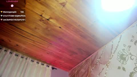 chloe bonnet Connection Monday to Saturday 3 pm Chicago INDEPENDENT MODEL . online show from December 29, 11:50 pm