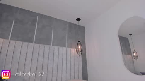 Snapshot of chloe_dee_ chatting on January 8, 4:33 pm Chloe online show from January 8, 4:33 pm