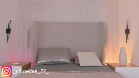 Chloe online show from January 7, 12:07 pm