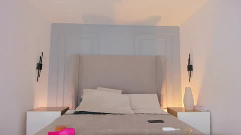 Snapshot of chloe_dee_ chatting on April 21, 11:38 am Chloe online show from April 21, 11:38 am