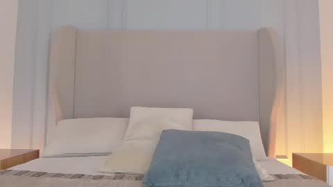 Snapshot of chloe_dee_ chatting on May 2, 3:17 pm Chloe online show from May 2, 3:17 pm