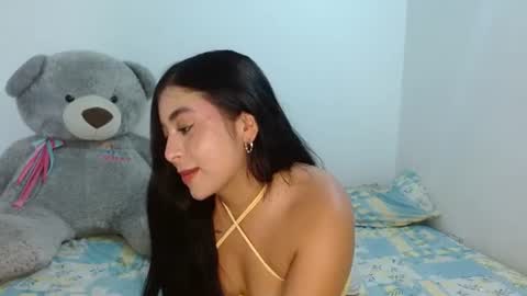 Chloe online show from July 13, 7:05 pm