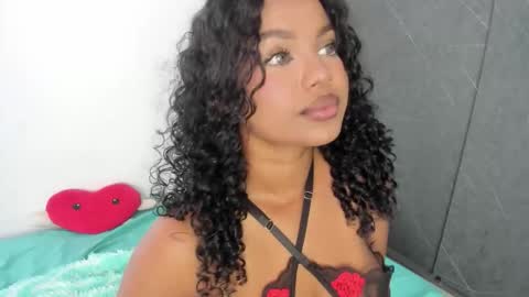 chloe online show from September 20, 10:11 pm