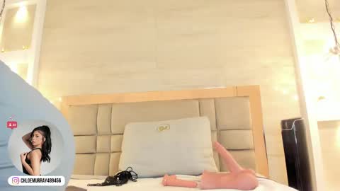  CHLOE  online show from May 27, 11:51 am