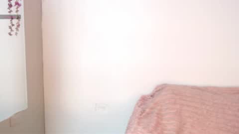 chloe_peach_ online show from May 27, 12:46 pm
