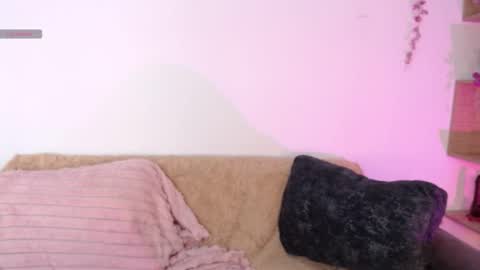 chloe_peach_ online show from May 29, 12:03 pm
