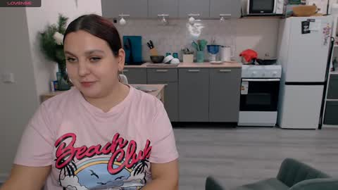 Eva and Sandra online show from December 19, 5:50 pm