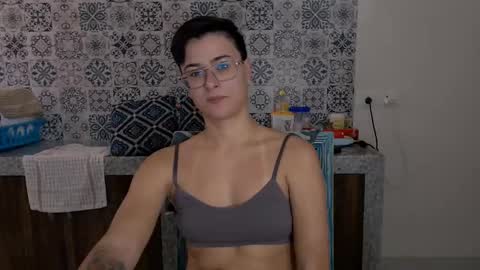 Eva and Sandra online show from March 11, 6:10 am