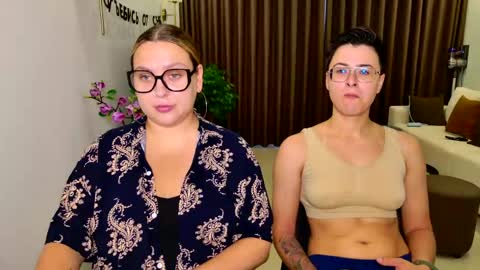 Eva and Sandra online show from May 7, 8:20 am