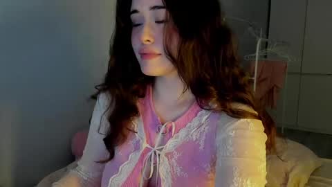 My name is Chloe Like my broadcast pls online show from May 7, 4:29 am