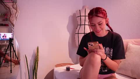 Snapshot of chloebritto chatting on June 28, 4:46 pm cloe online show from June 28, 4:46 pm