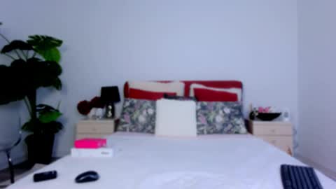 Chloe online show from March 25, 4:51 am