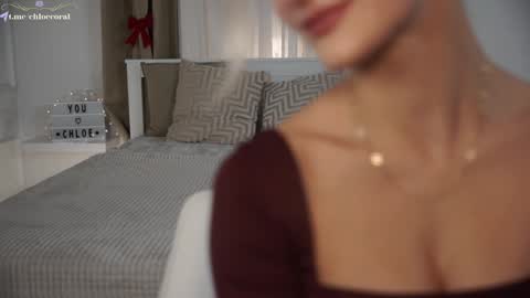 ChloeCoral online show from December 5, 8:00 pm