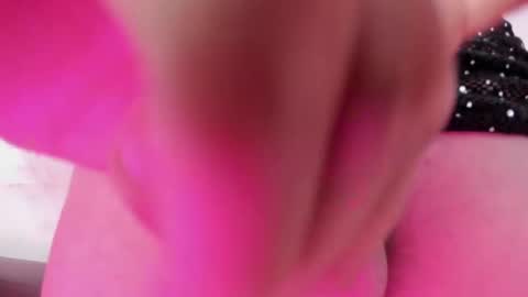 Snapshot of chloee_adams_ chatting on February 10, 11:02 pm Chloe online show from February 10, 11:02 pm