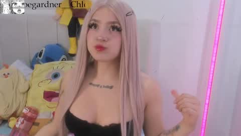 Chloe online show from April 12, 8:25 pm