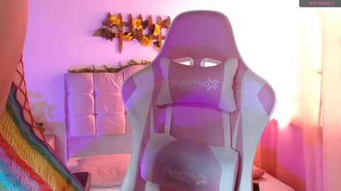 Chloe online show from February 1, 8:26 pm