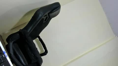 chloelana online show from March 4, 11:38 am