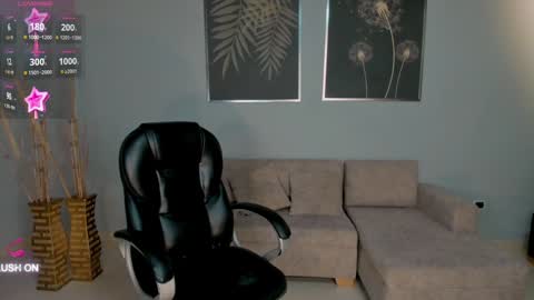 Snapshot of chloemanson chatting on January 25, 2:58 am Chloe OF chloemanson online show from January 25, 2:58 am