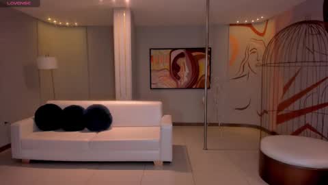 Snapshot of chloemanson chatting on February 9, 11:25 pm Chloe OF chloemanson online show from February 9, 11:25 pm