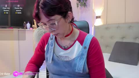 Chloe rosse online show from January 25, 1:32 am