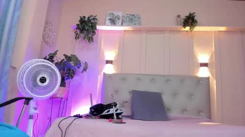 Chloe rosse online show from April 14, 1:22 am