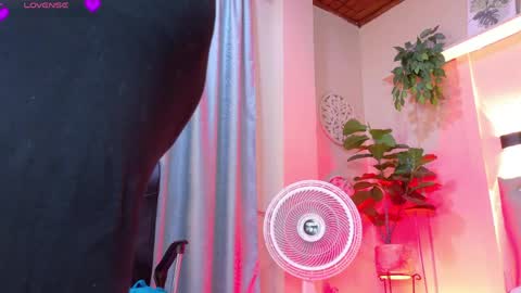 Snapshot of chloerossee chatting on May 15, 1:23 am Chloe rosse online show from May 15, 1:23 am