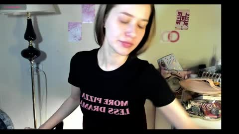 Snapshot of chloesweetbby chatting on April 5, 1:30 pm chloesweetbby online show from April 5, 1:30 pm