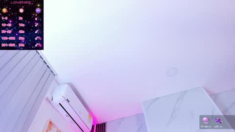 Chlooe online show from January 19, 8:30 pm