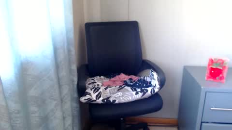 Snapshot of choccoa chatting on May 25, 5:57 am Daisy online show from May 25, 5:57 am