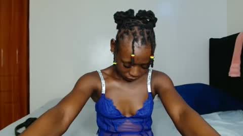 Snapshot of choco_lexy chatting on February 8, 10:18 am Lexy online show from February 8, 10:18 am