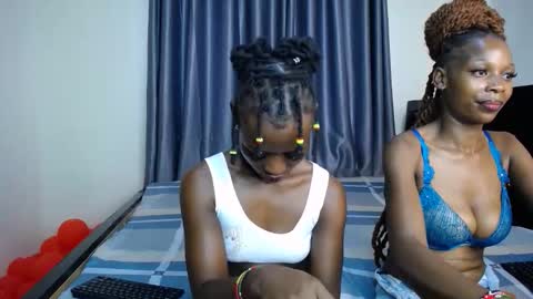 Snapshot of choco_lexy chatting on February 16, 8:32 am Lexy online show from February 16, 8:32 am