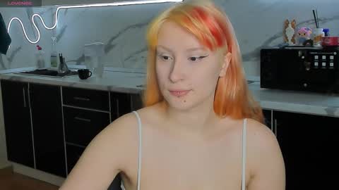 choco_meowx online show from November 17, 8:31 am